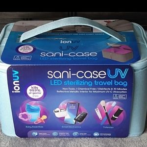 LED Steralizing Travel Bag